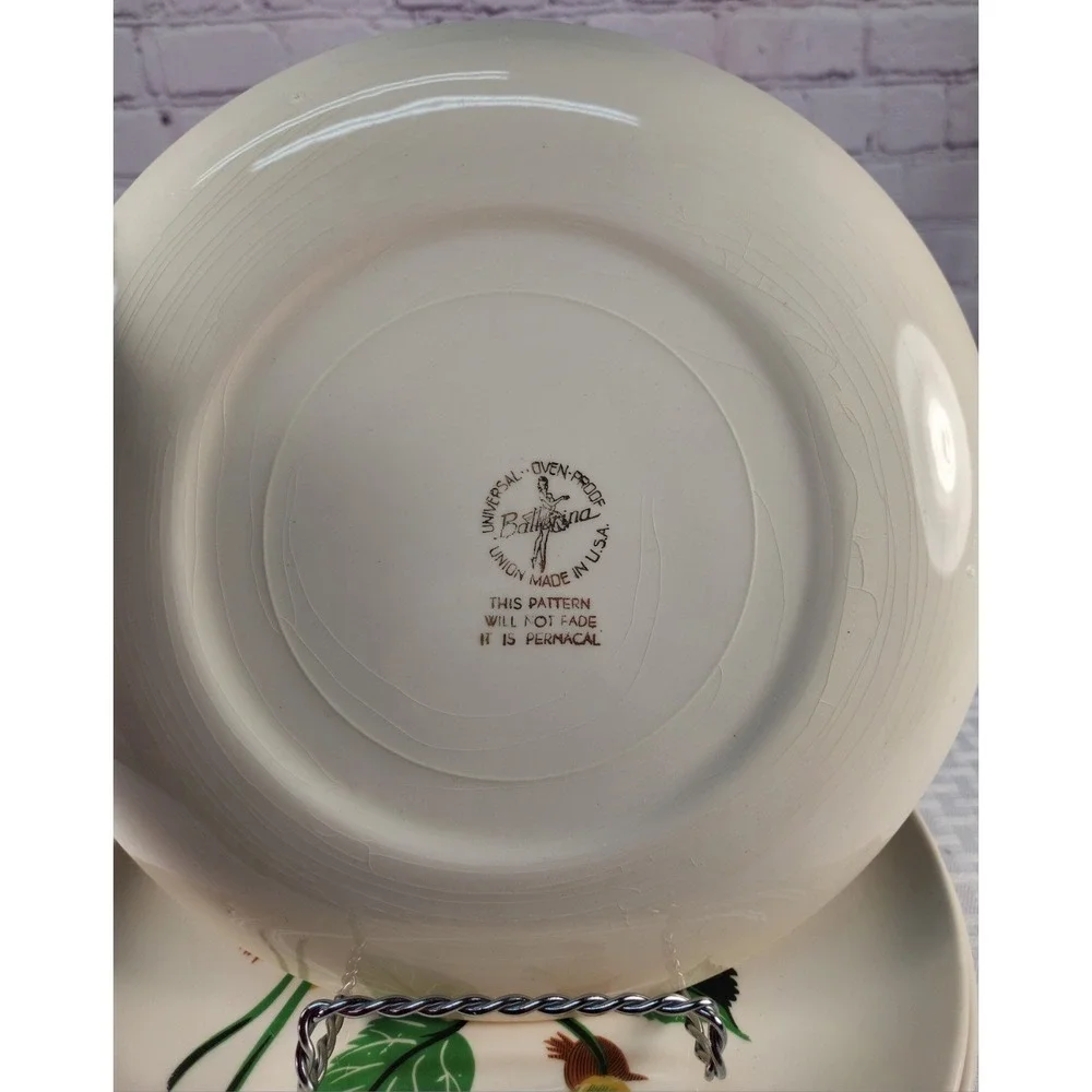 Ballerina China Hazelnut Potteries Leaves & Nuts Set of 8 Dinner Plates